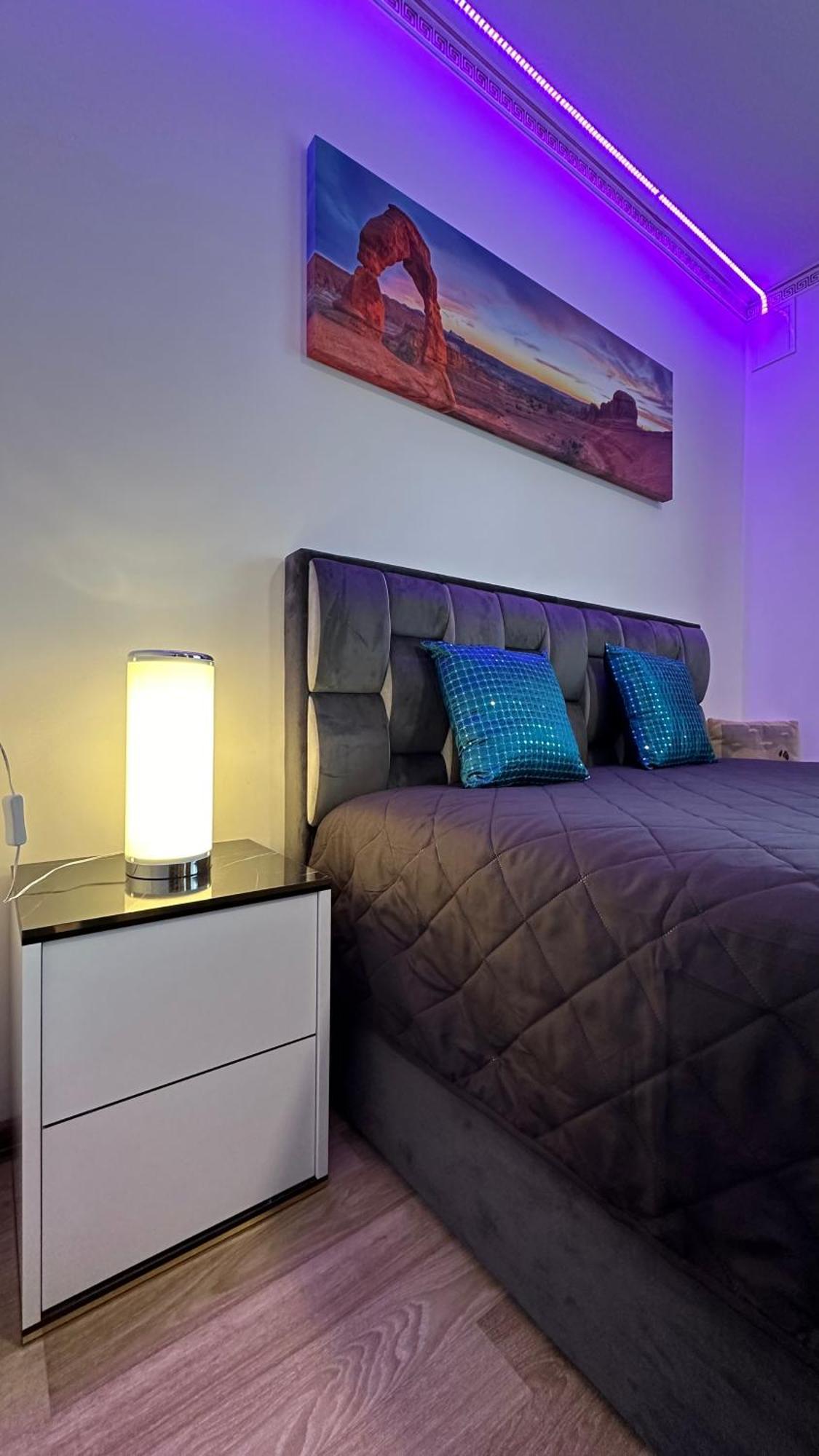 Apartment Neriesapartment No.2 Bedrooms Modern In Centrum *